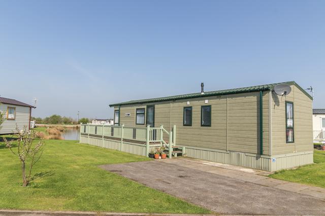 Pre Owned Willerby Aspen Lodge 2016 for Sale | Static Caravan Holiday Home