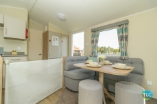 Willerby Rio Gold Pawsome 7