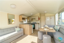 Willerby Rio Gold Pawsome 6