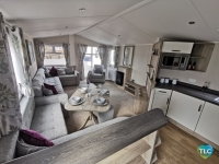 Willerby Skye Pawsome 7