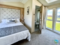 Willerby Vogue Classique at Country Meadows 16