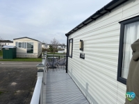 Willerby Avonmore Limited Edition - Including Decking - Cherry Lea Park 4