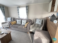 Willerby Avonmore Limited Edition - Including Decking - Cherry Lea Park 7