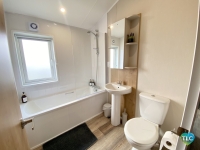 Buttercup Lodge 8